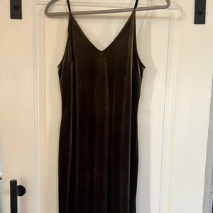 Dark Green Velvet Midi Dress